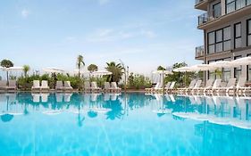Laristone Suite Spa Hotel